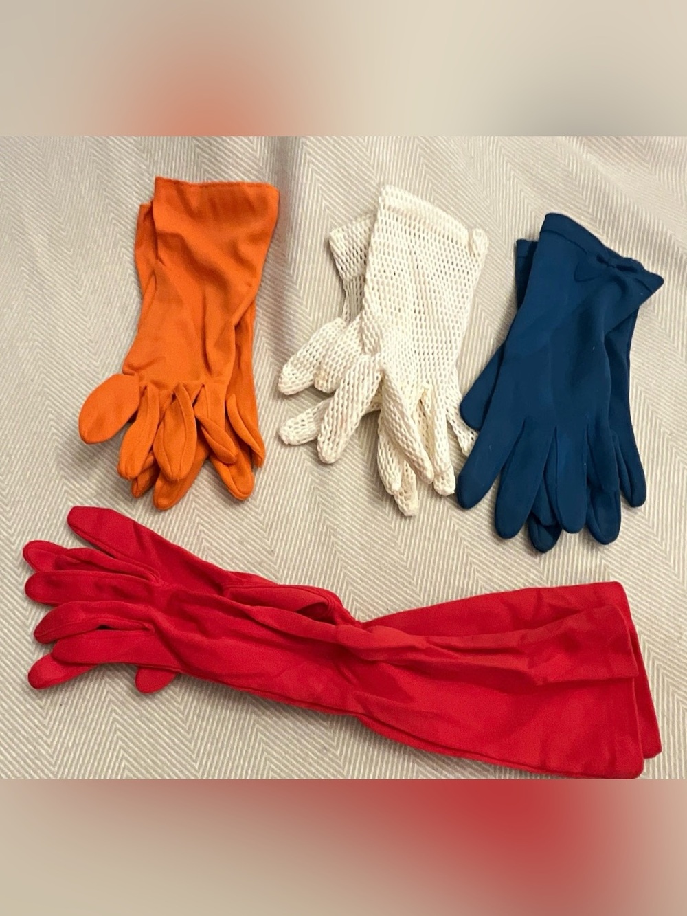 Women’s Vintage Classic Dress Gloves Lot of 4 Pairs Multicolor Small